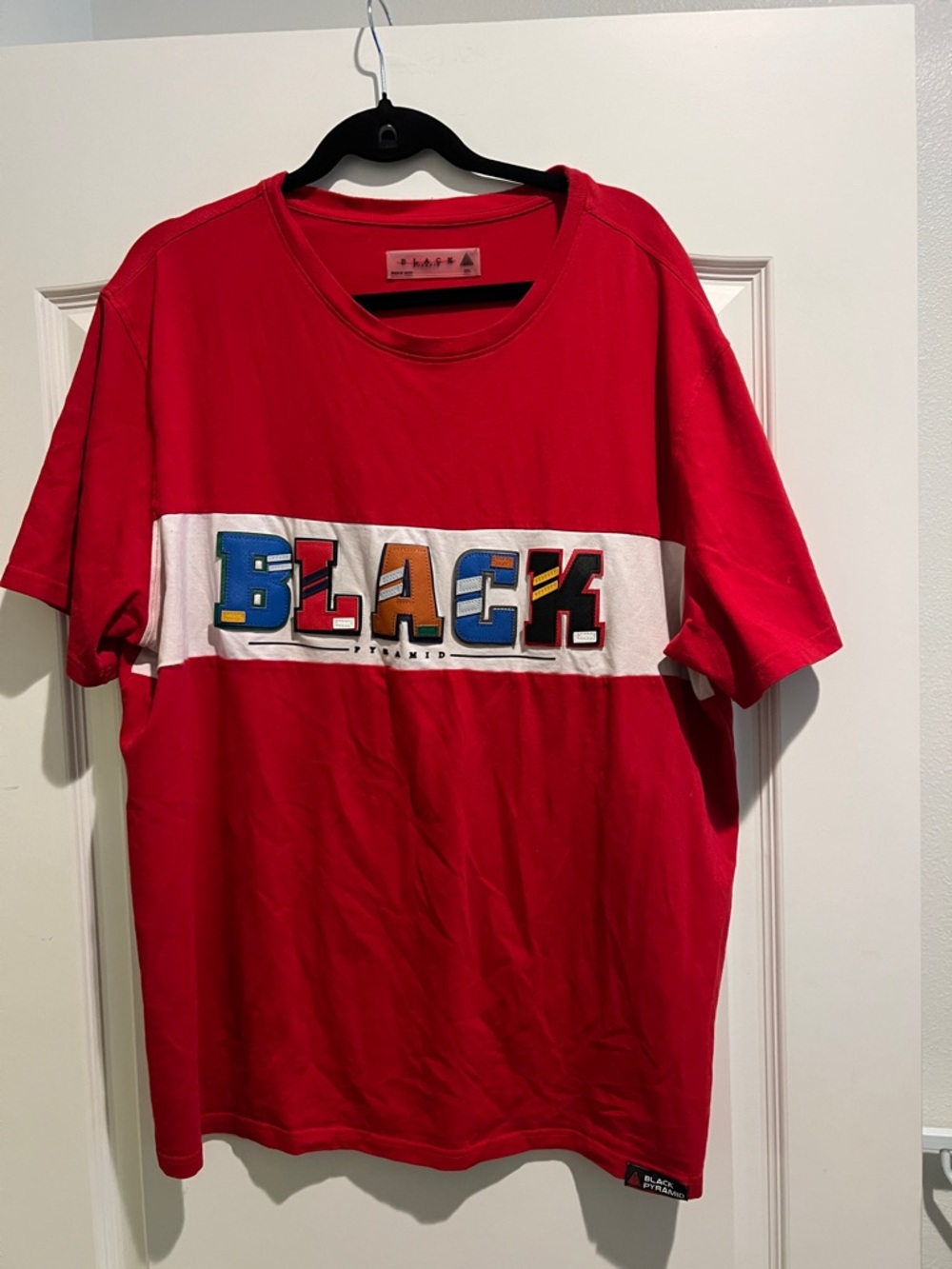 Black pyramid 100% cotton red tee XXL